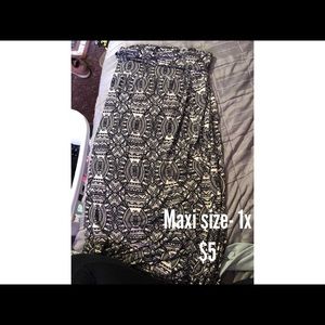Maxi skirt